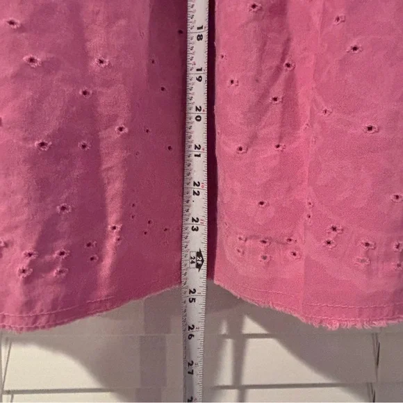 United Colors of Benetton Pink Eyelet short Skirt Size Medium - Picture 12 of 12